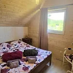 Nyaraló Large Home, Jacuzzi, Sauna, Salt Cave