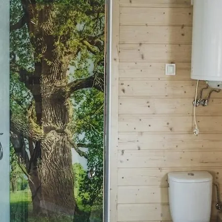 בית נופש Large Home, Jacuzzi, Sauna, Salt Cave Lipusz